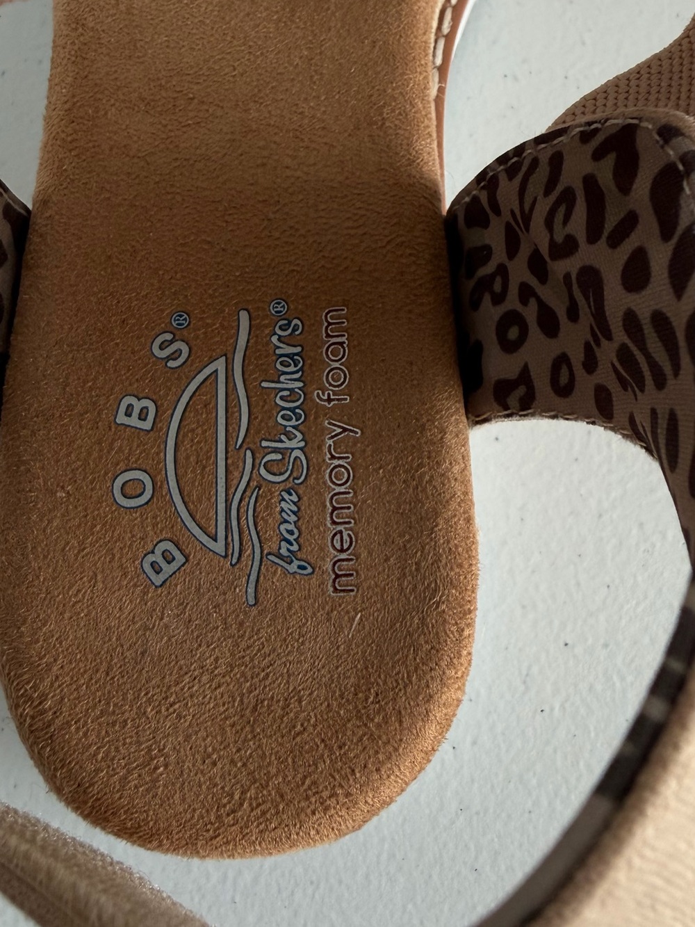 Skechers Beige Elastic-Strap Espadrille Flats , Memory Foam Size 8 - Picture 5 of 6